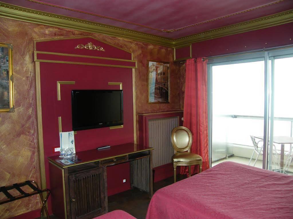 La Baule Hotel Le Christina מראה חיצוני תמונה